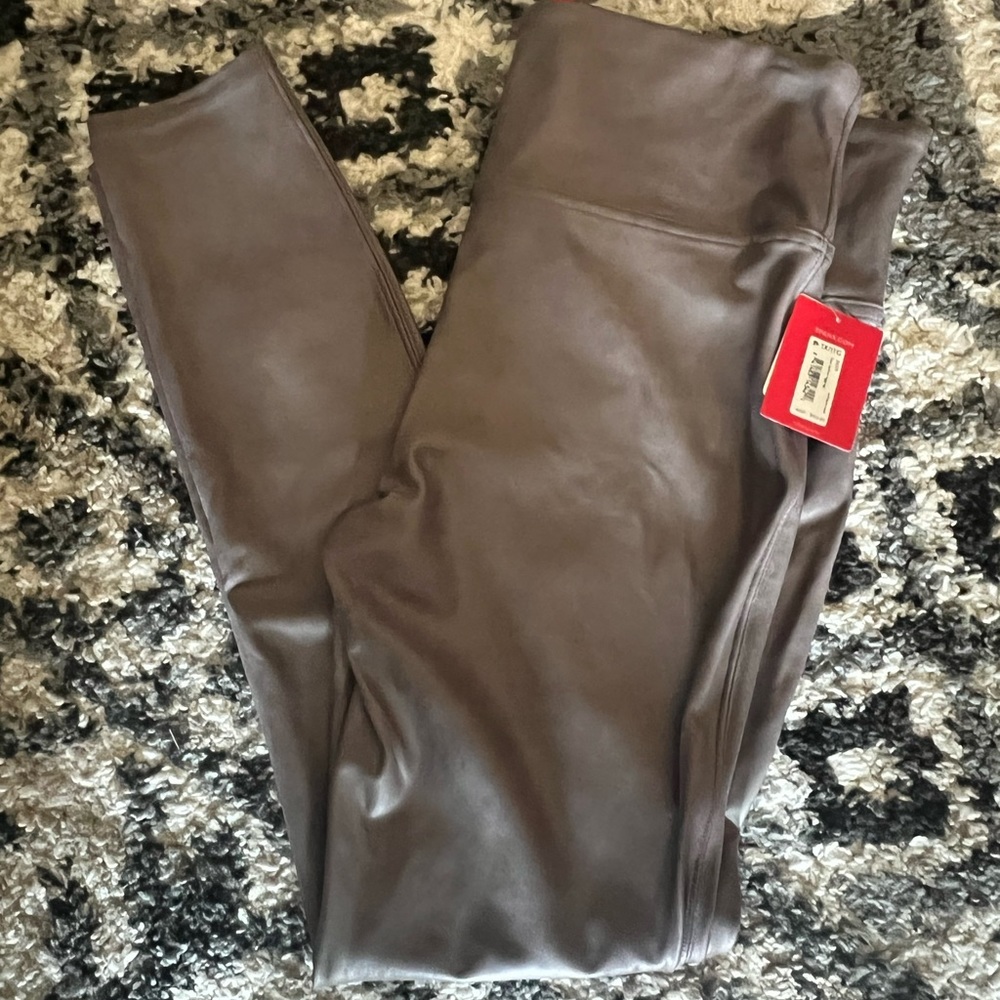 Spanx faux leather leggings 1x taupe